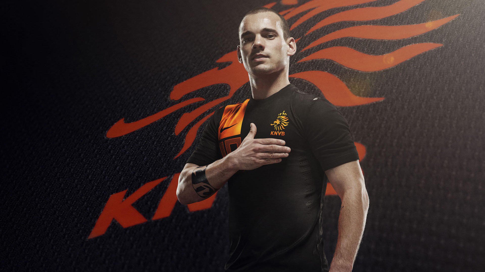 多国球队联合训练营推动多样化战术发展,创新不断涌现,国家队多球训练